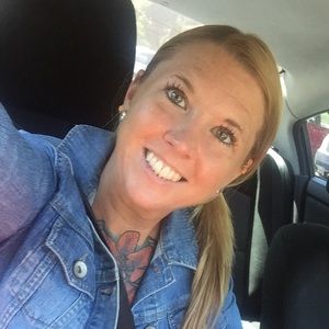 Meet your Posher, Bobbie